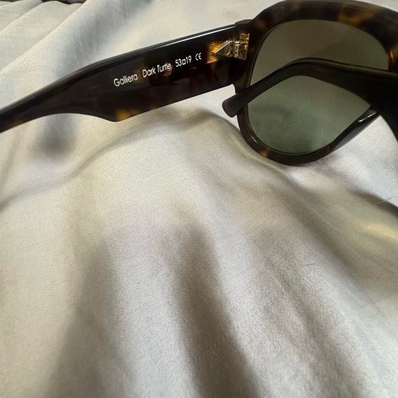 AHLEM x Palais Galliera - Dark Turtle / Green Glitter Gradient Sunglasses - Picture 12 of 12